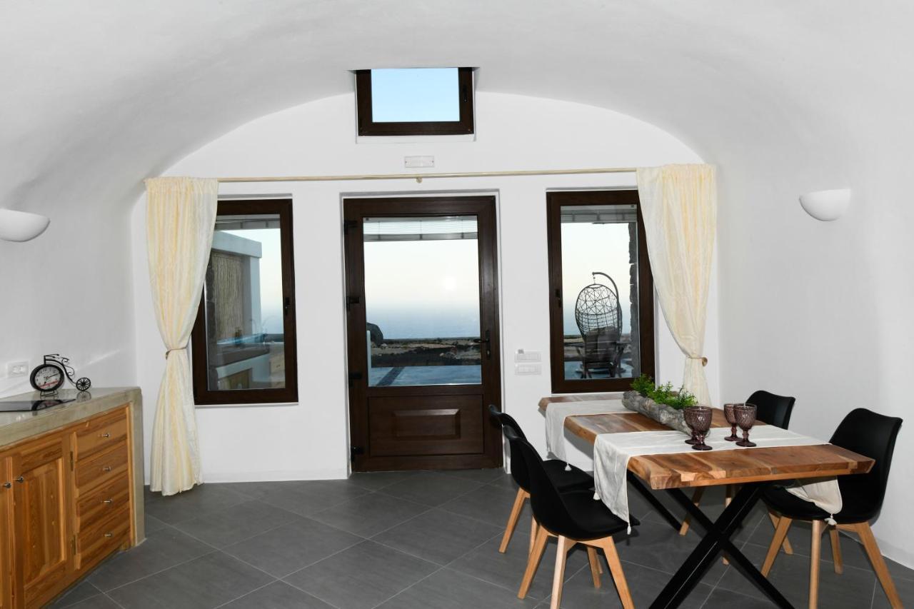 אימרוביגלי Luxe Efis Home Sea View 4 Villas & 4 Prive Jacuzzi מראה חיצוני תמונה