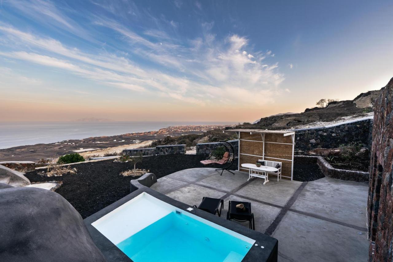 אימרוביגלי Luxe Efis Home Sea View 4 Villas & 4 Prive Jacuzzi מראה חיצוני תמונה