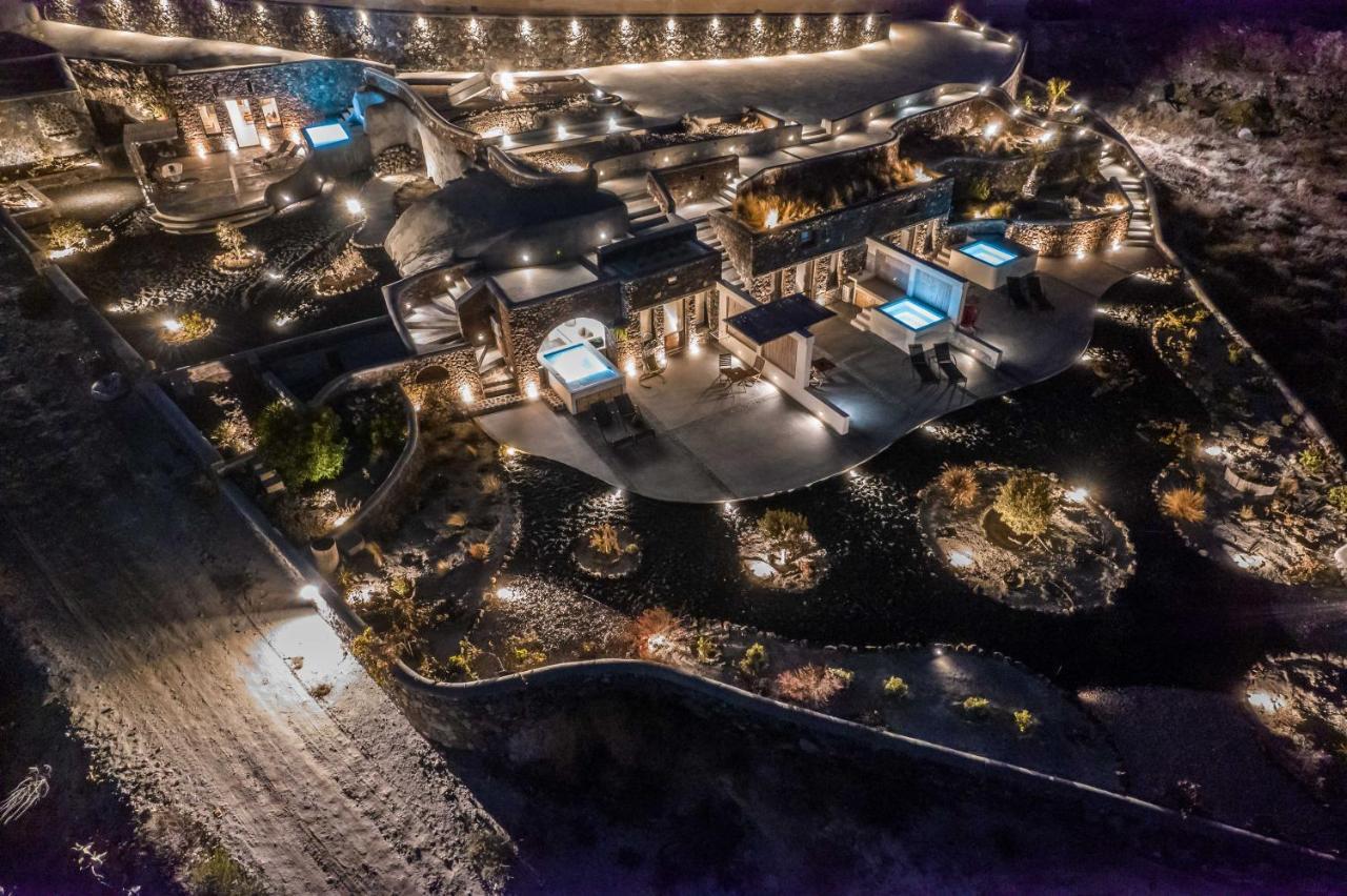 אימרוביגלי Luxe Efis Home Sea View 4 Villas & 4 Prive Jacuzzi מראה חיצוני תמונה