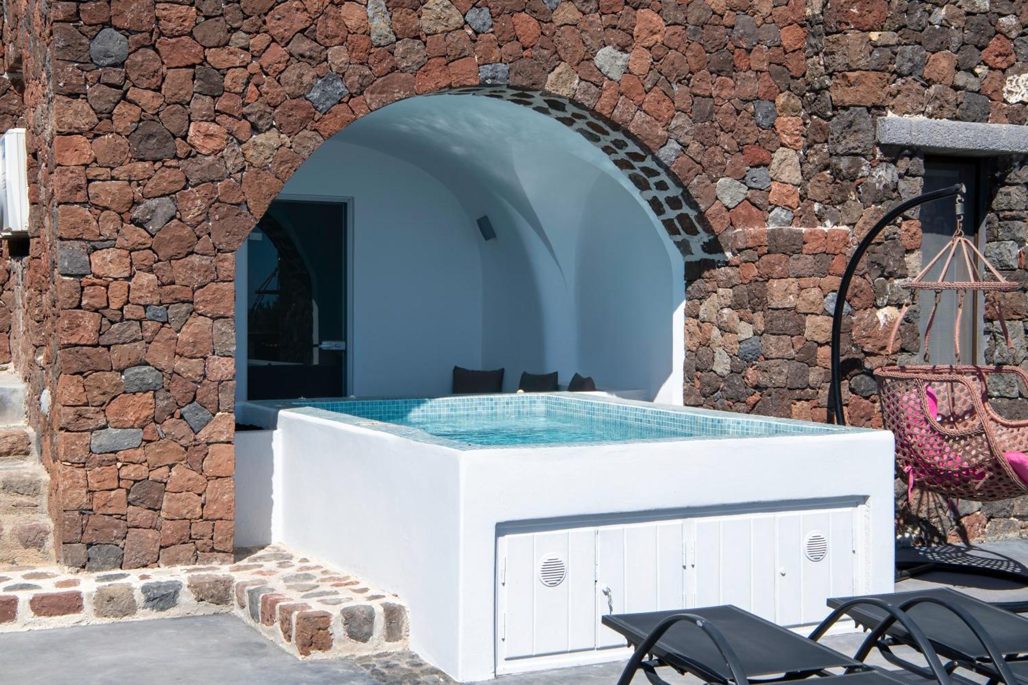 אימרוביגלי Luxe Efis Home Sea View 4 Villas & 4 Prive Jacuzzi מראה חיצוני תמונה